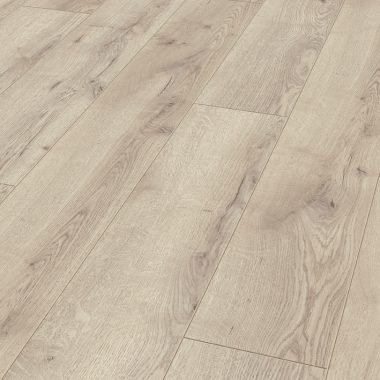 Instalar suelo laminado Kronotex Mammut Roble Mountain Beige en Zaragoza - Reformas Timplar